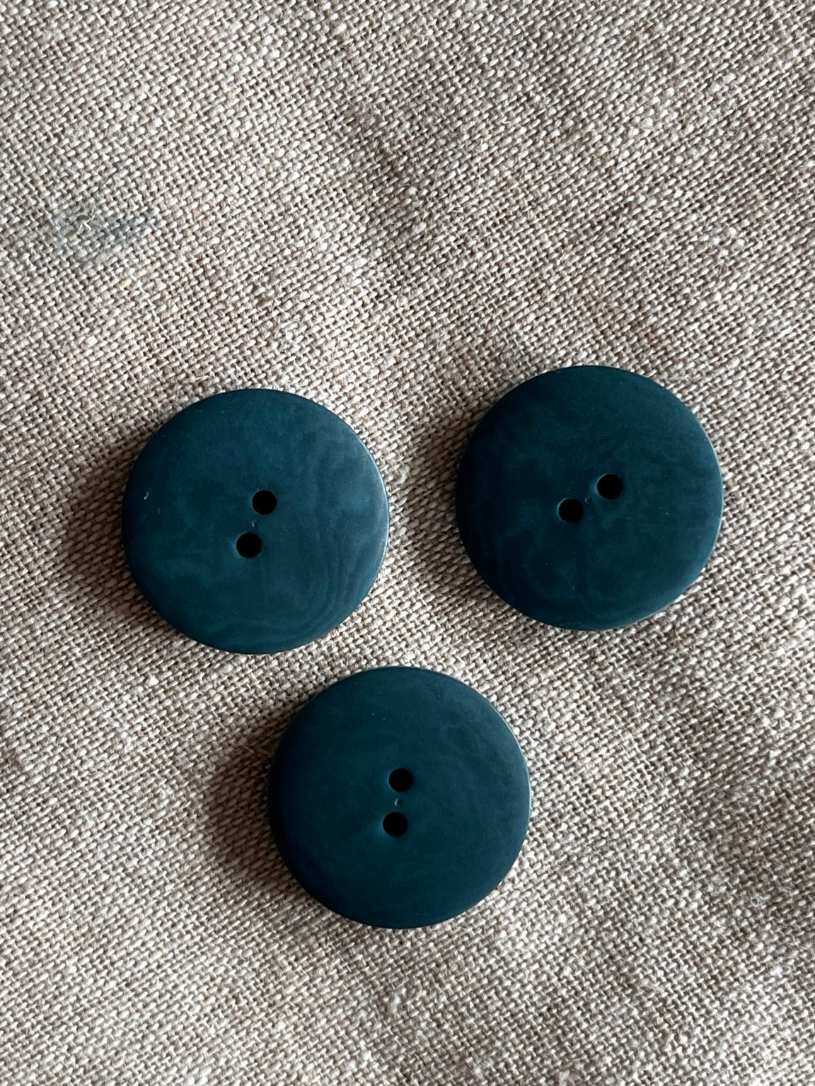 Steinnussknopf Linse matt Hydra-Türkis – 23 mm