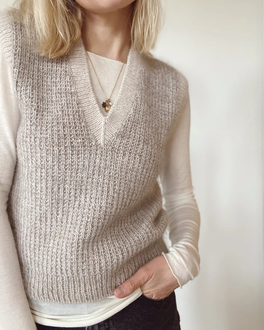 Friday Pullunder V-Ausschnitt - Strickanleitung