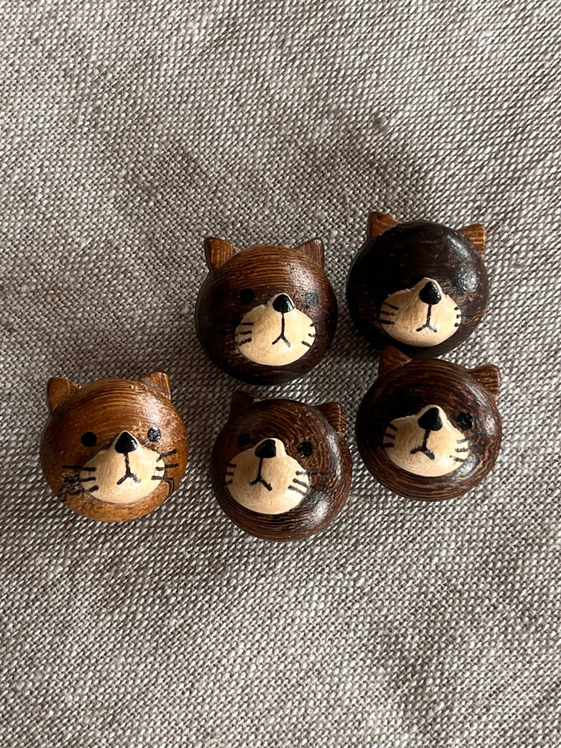 Holzknopf Katze braun – 20 mm