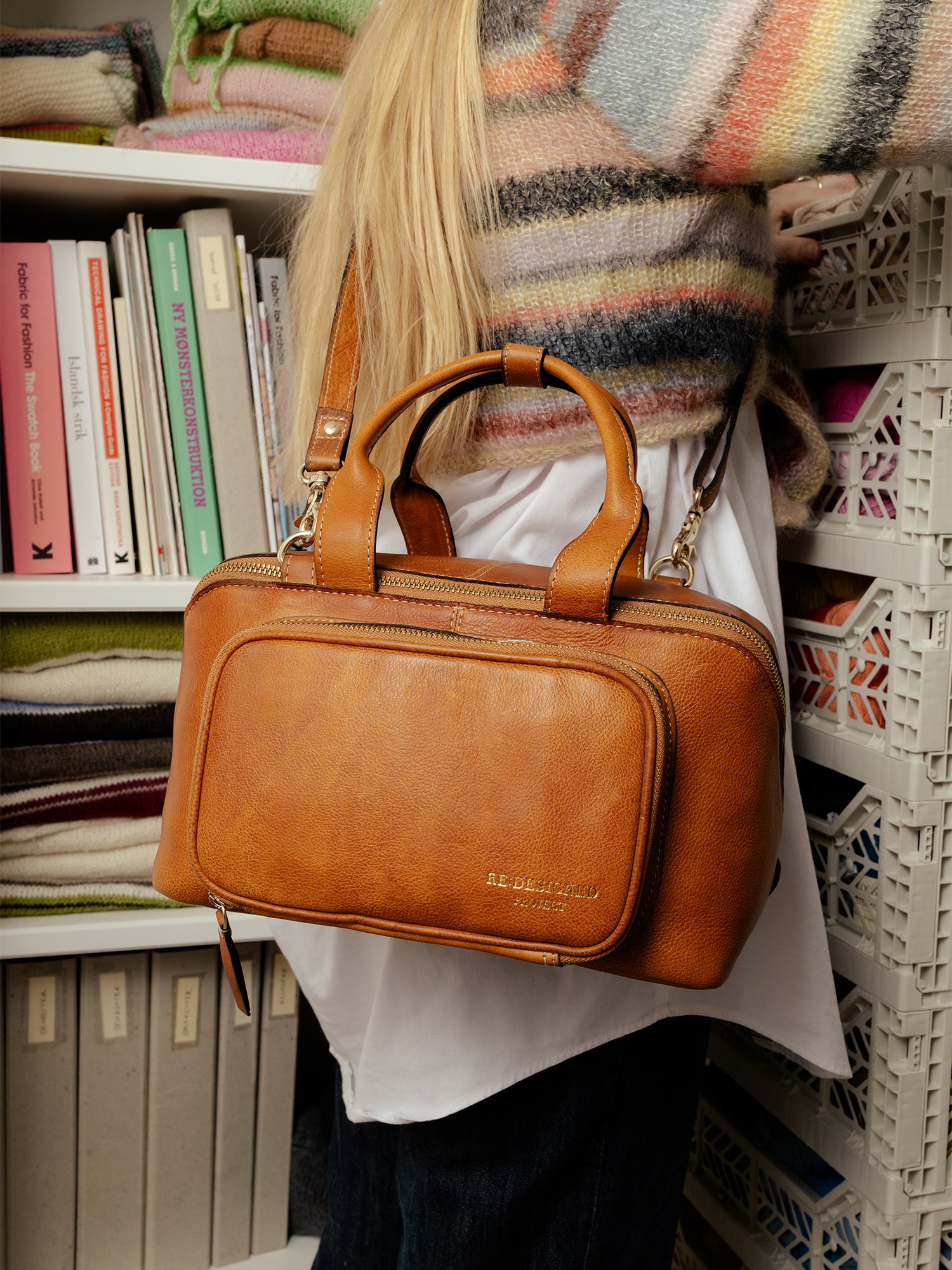 Re:Designed Projekt39 - Strick-Beauty-Box für unterwegs mit Tragegriff und Schultergurt