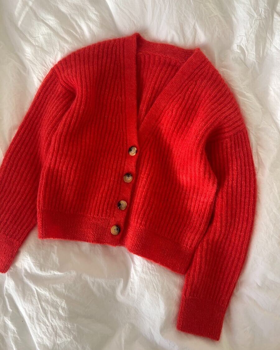 Agnete Cardigan - Strickanleitung PetiteKnit