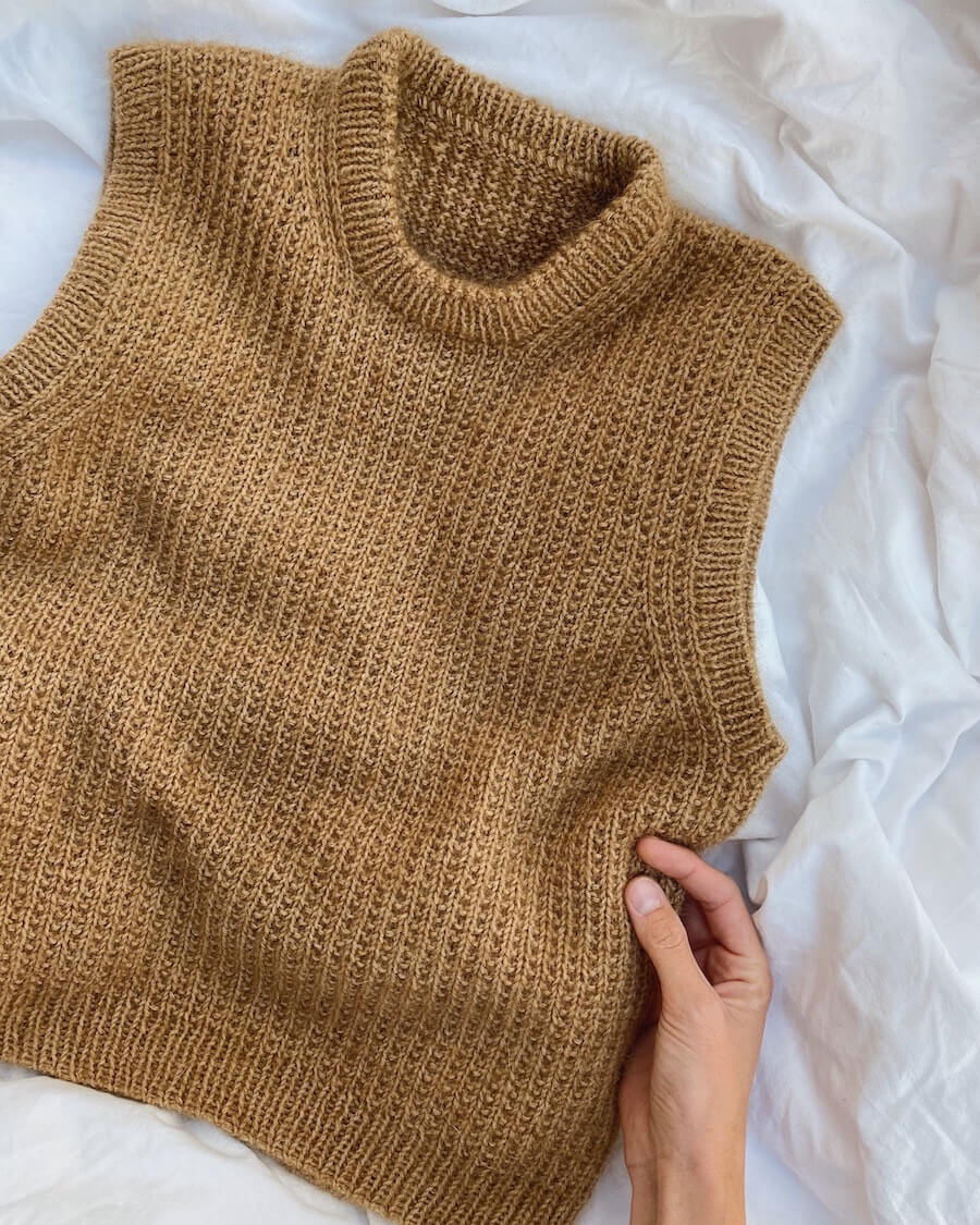 Friday Pullunder - Strickanleitung PetiteKnit