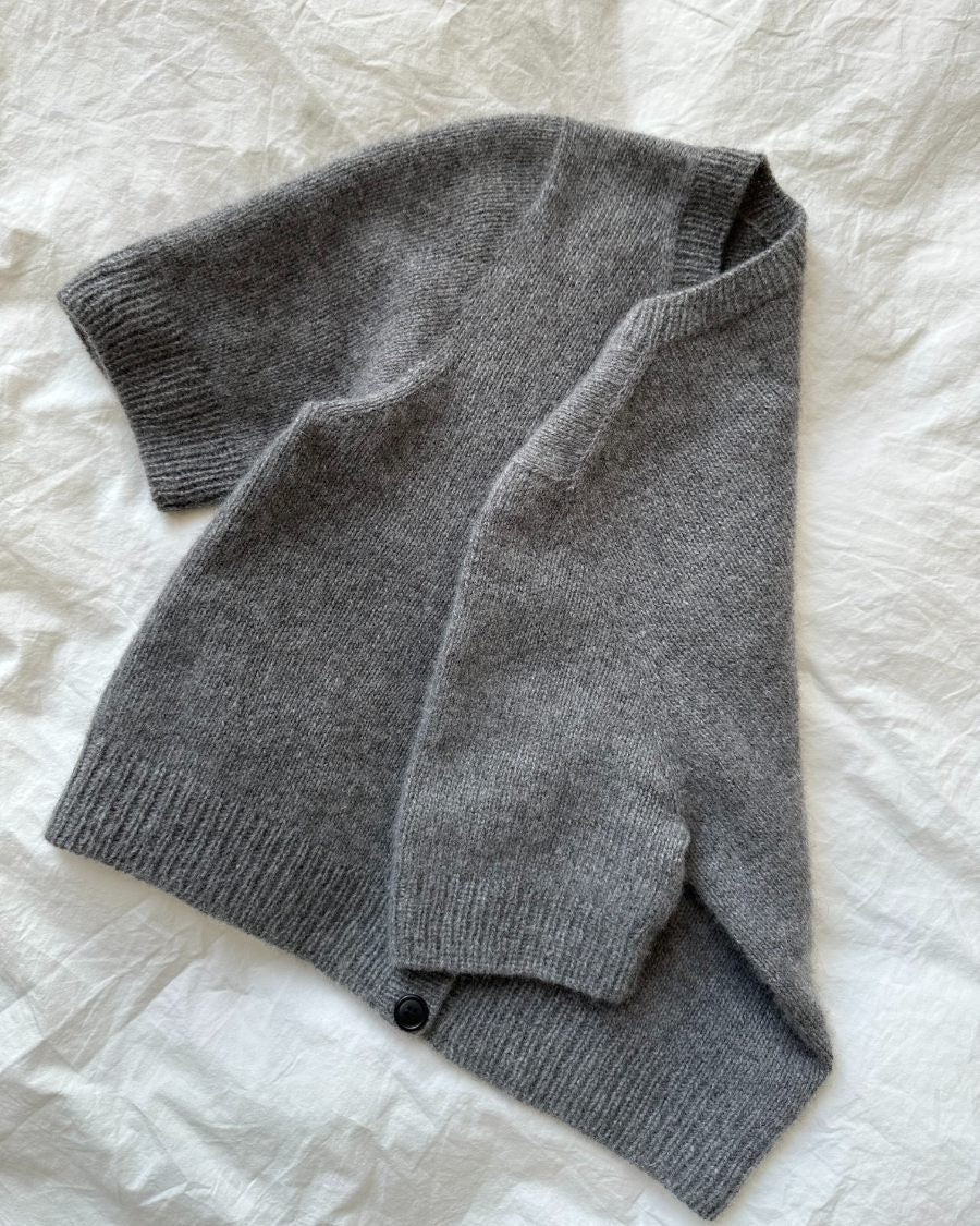 Maggie Cardigan - Strickanleitung PetiteKnit