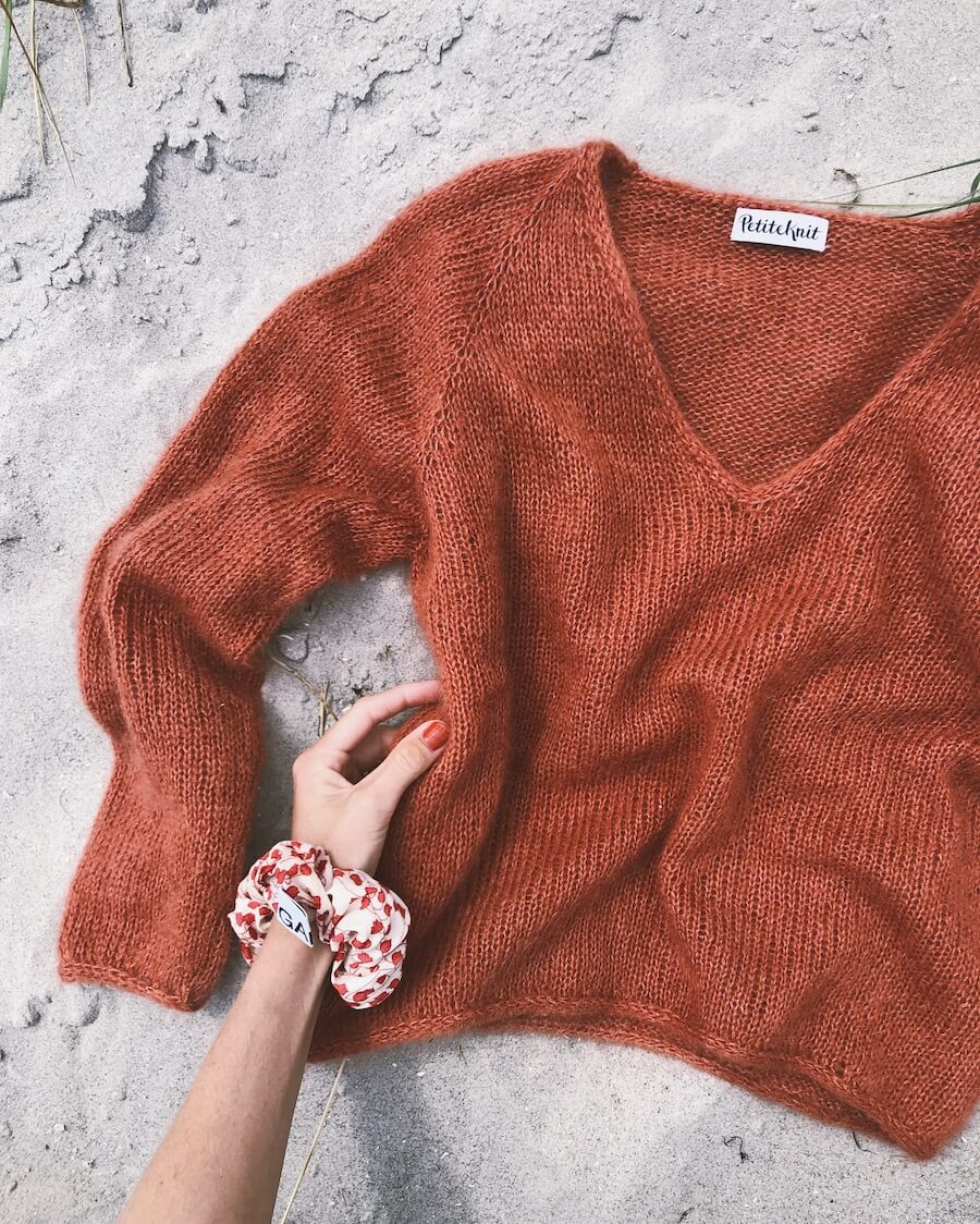 Kumulus Bluse - Strickanleitung PetiteKnit