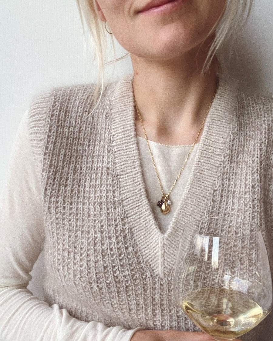 Friday Pullunder V-Ausschnitt - Strickanleitung