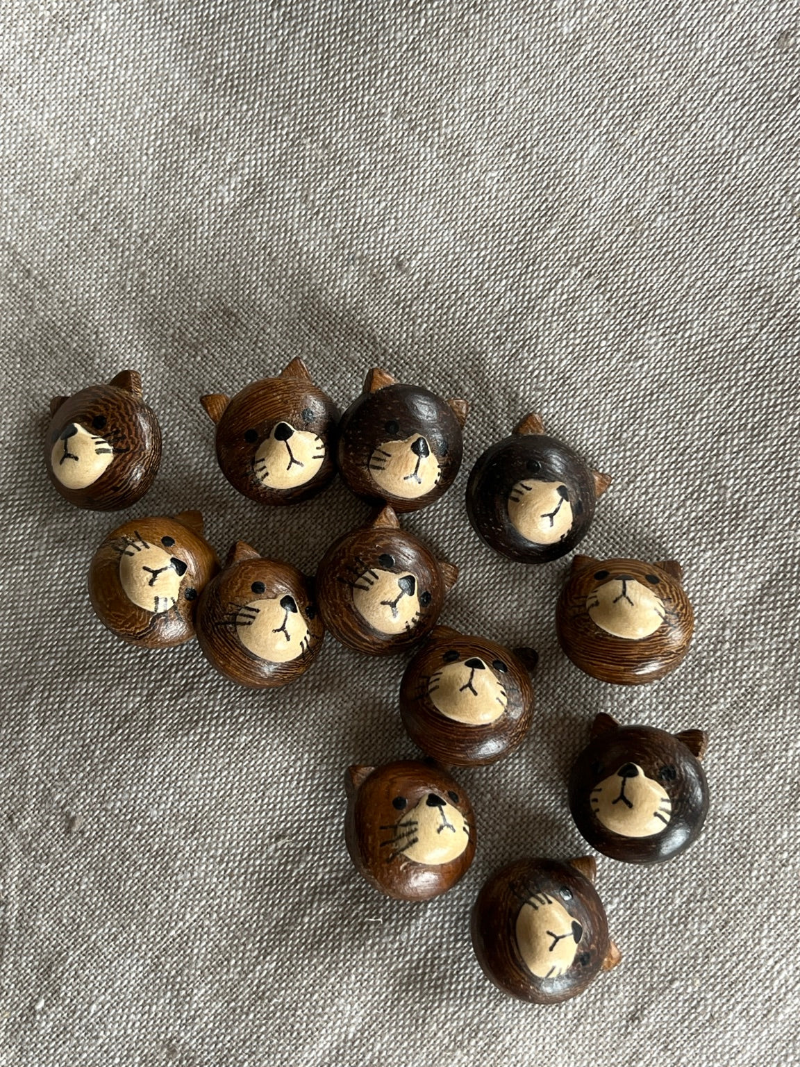 Holzknopf Katze braun – 20 mm