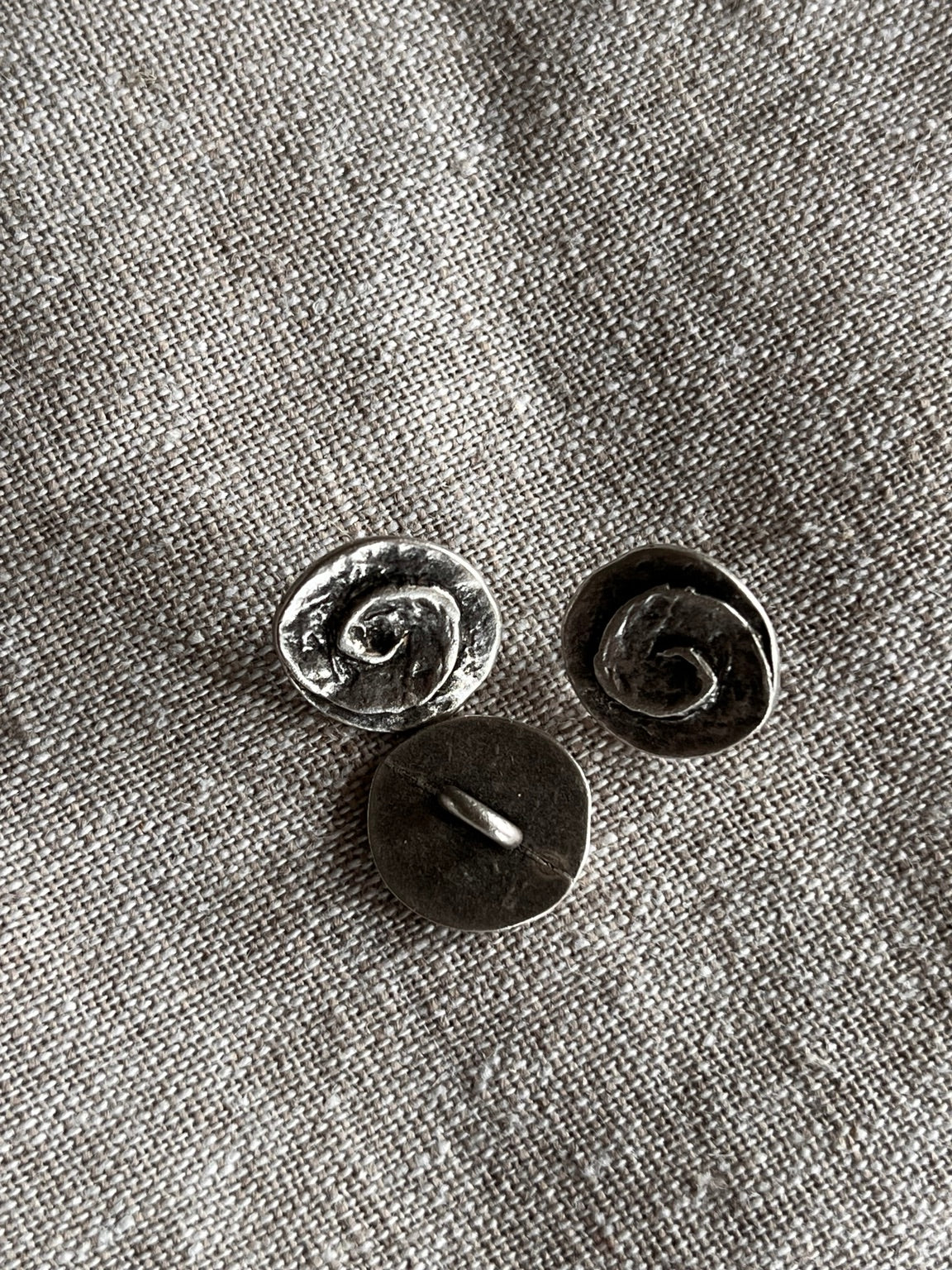 Metallknopf Circle Altsilber – 15 mm