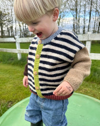 Holger Cardigan - Strickanleitung PetiteKnit