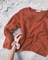 Kumulus Bluse - Strickanleitung PetiteKnit